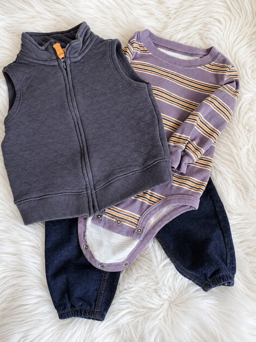Carter's Casual Comfy Baby Clothing Outfit Bundle SZ 9M